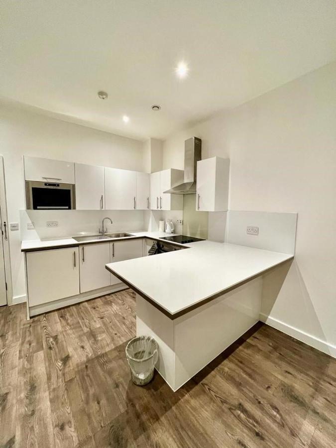 Ferienwohnung Immaculate Flat In West London Borough of Croydon Exterior foto